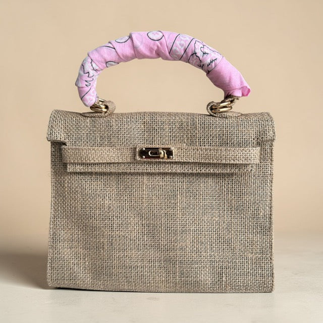 Tas Kelly
