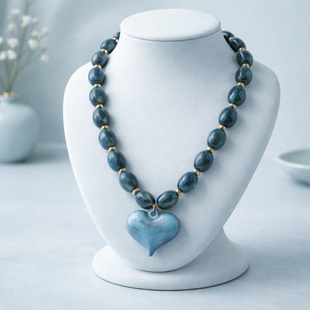 Ketting Beads And Heart Royal Blue